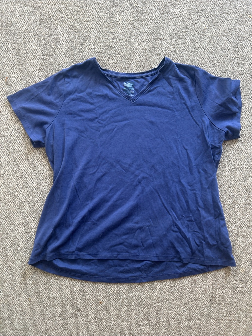 L.L. Bean v neck soft blue t shirt top excellent condition 1X plus